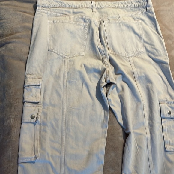 Abercrombie and Fitch loose high rise pants NWT - Picture 6 of 9